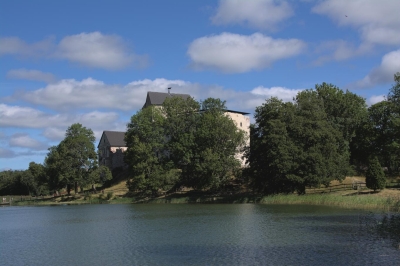 Kastelholm Slott vom Schloss-See gesehen